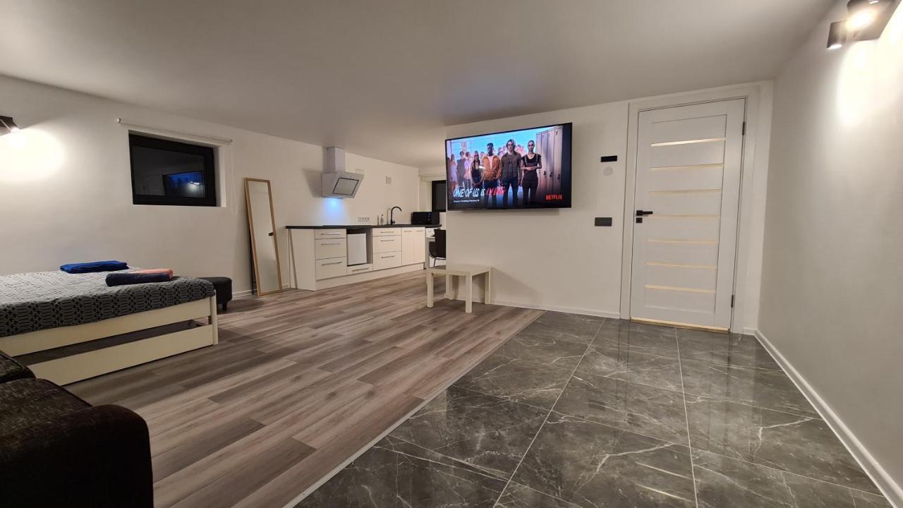 Luxury Apartment Private House And Parking Netflix Tartu Exterior foto