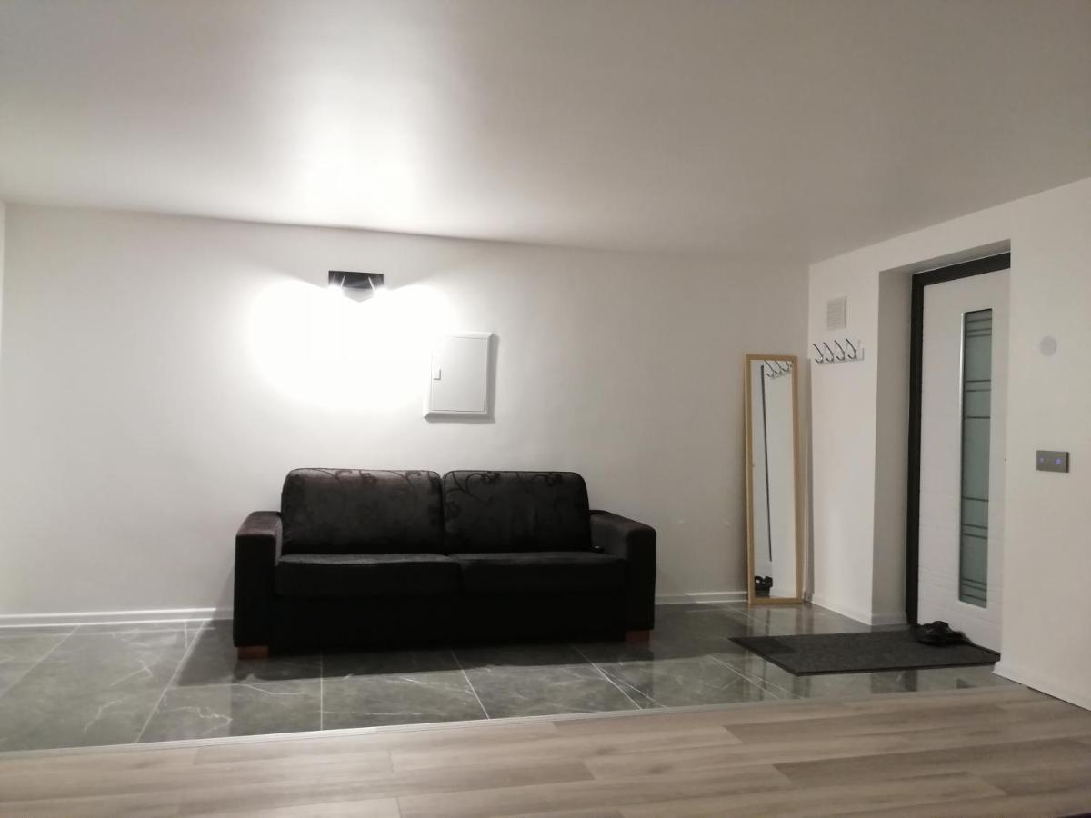 Luxury Apartment Private House And Parking Netflix Tartu Exterior foto