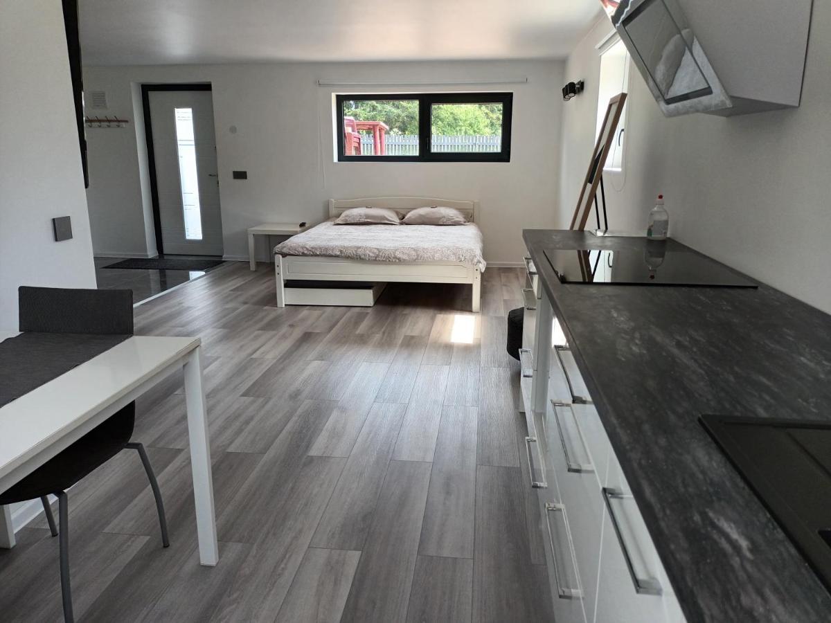 Luxury Apartment Private House And Parking Netflix Tartu Exterior foto